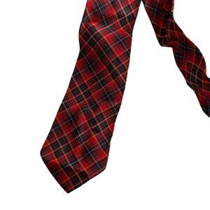 Vintage Botany Mills Innes Tartan Plaid Neck Tie Red 100% Wool Scottish